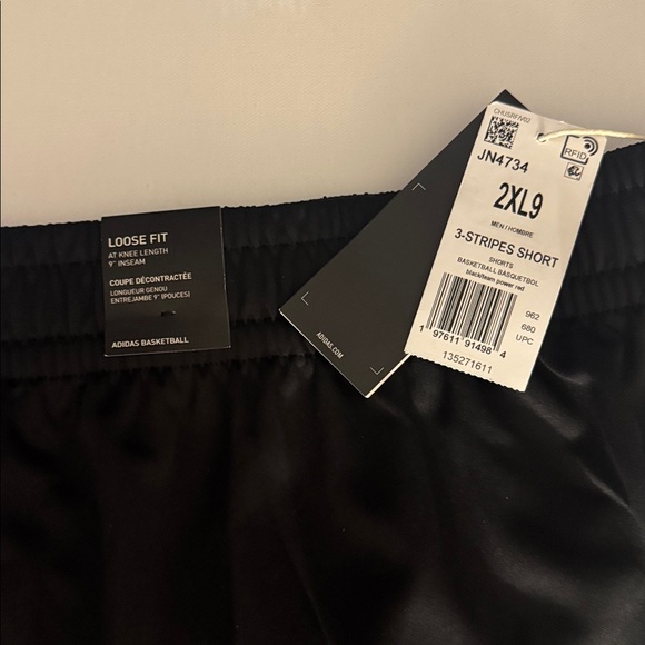 Adidas Basketball Shorts Mens 2XL Black Red - Picture 2 of 3